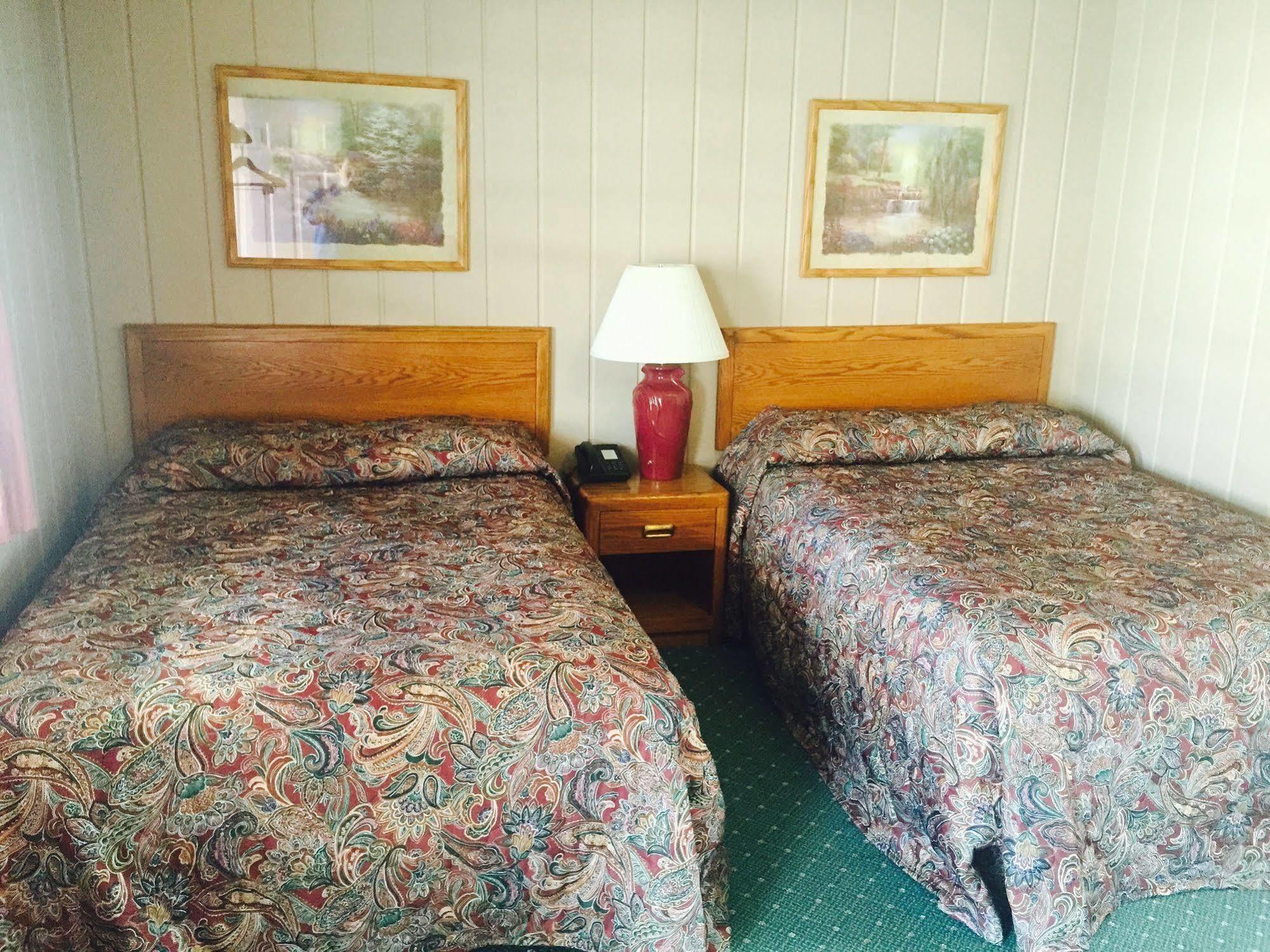 Rainbow Motel Mackinaw City Eksteriør billede
